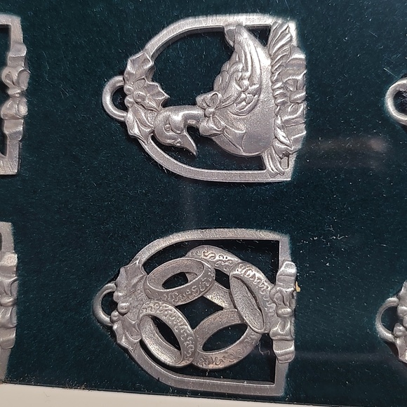 Longaberger 12 Gifts Of Christmas Set Of 12 Miniature Pewter Ornaments Boxed - Picture 4 of 12